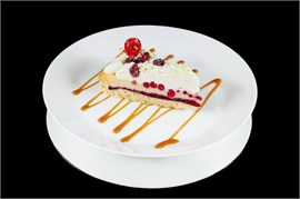 Торт Брусничный 03449